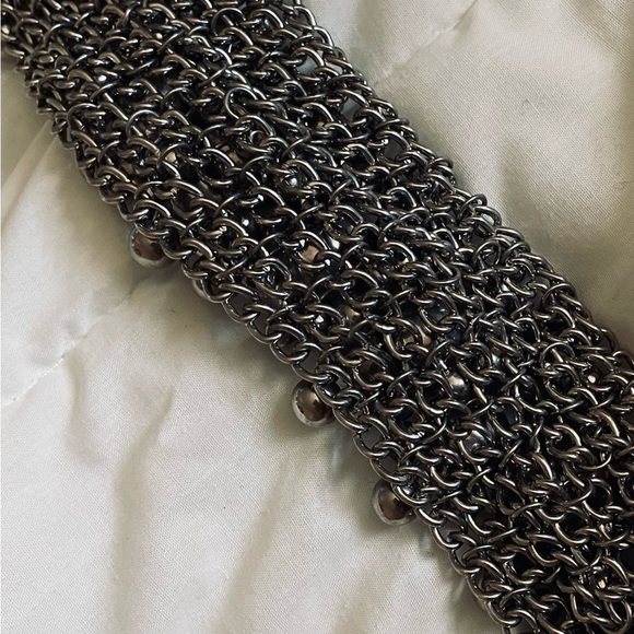 Tracy, Lynn chunky magnetic bracelet - Picture 8 of 11